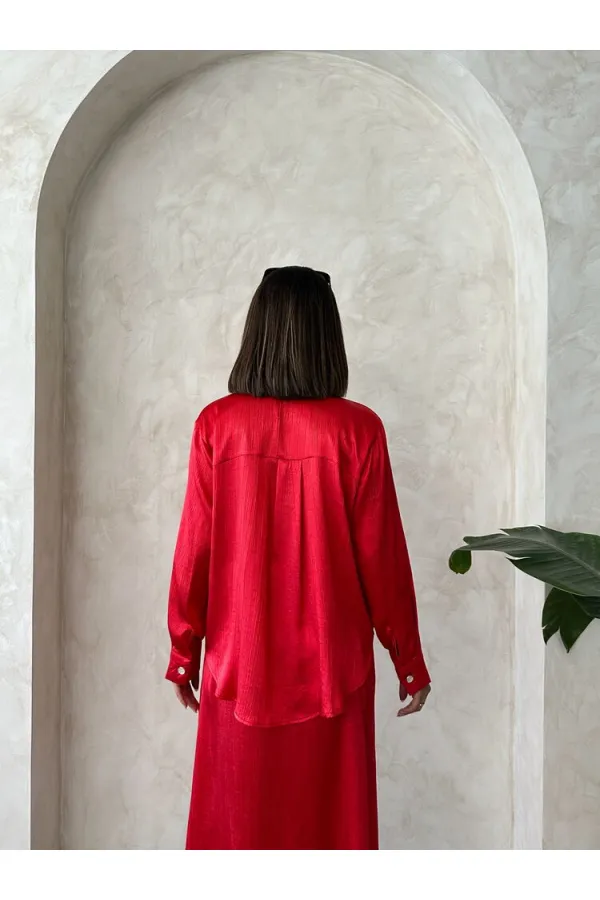 Chemise en satin Krasli en gros - Rouge | Topshow | F1914