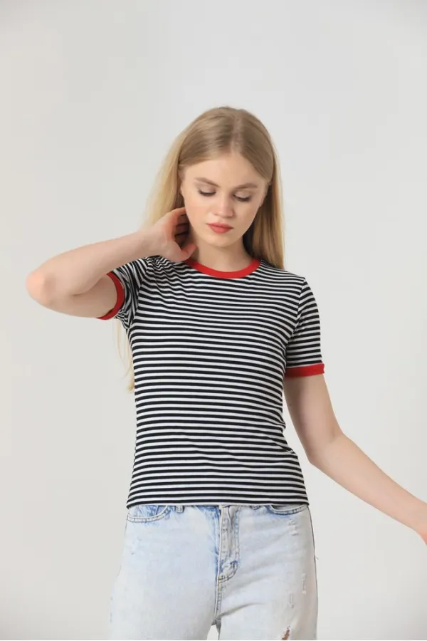 T-shirt Topshow rayé noir et rouge en gros