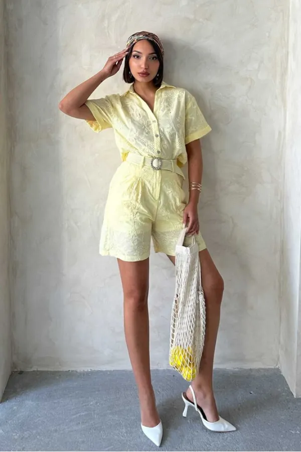 Nakışlı Vual Şort - Sarı Topshow