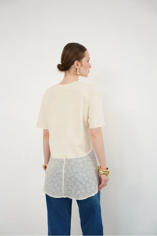 Embroidered Detail Crew Neck Wholesale T-Shirt - Raw | D2990 - Topshow