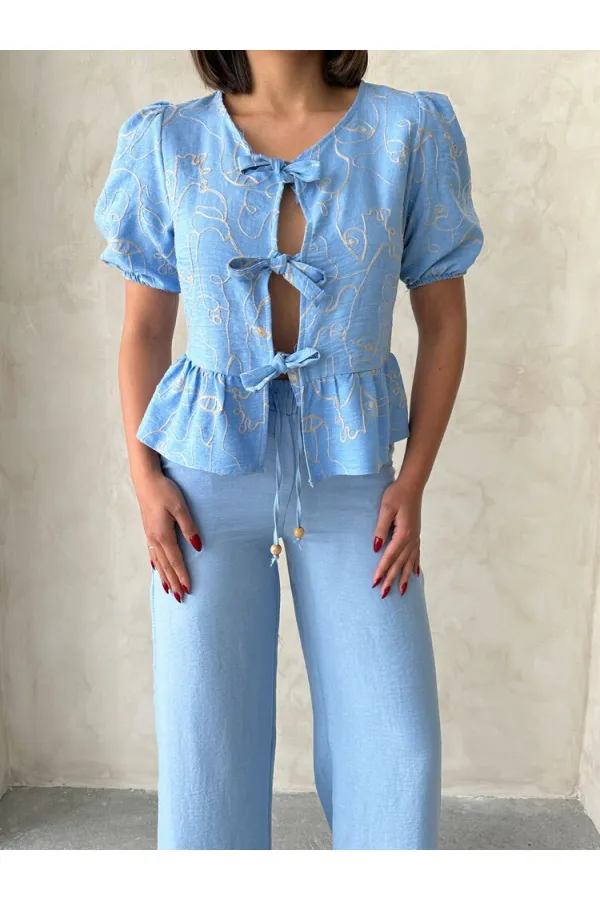 Önden Bağlamalı Nakışlı Toptan Bluz - Açık Mavi | Topshow