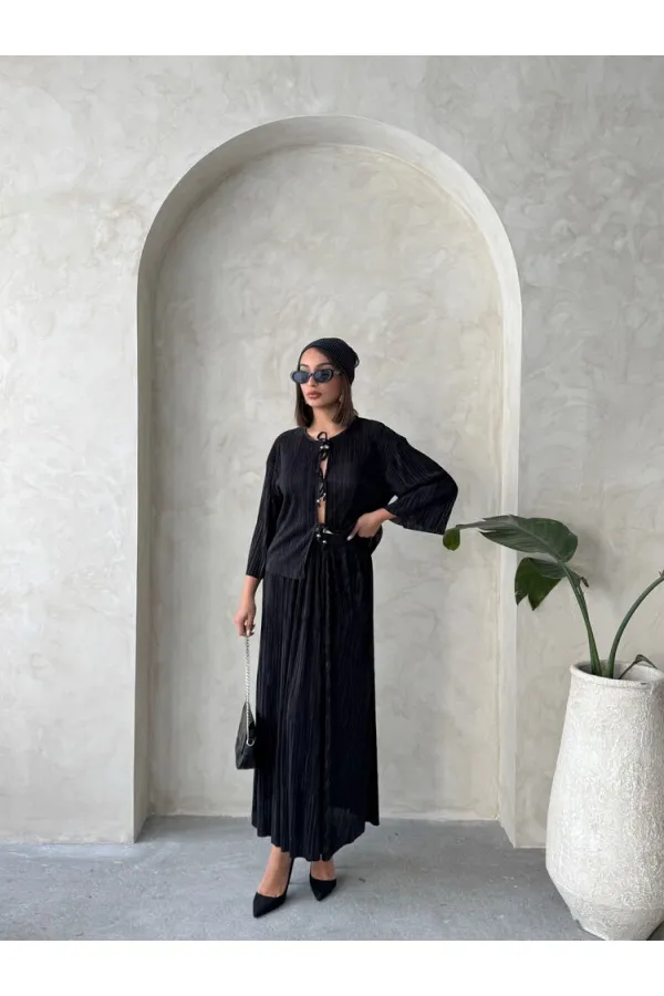 Chemise plissée à nouer sur le devant - Noire | Topshow | F1739