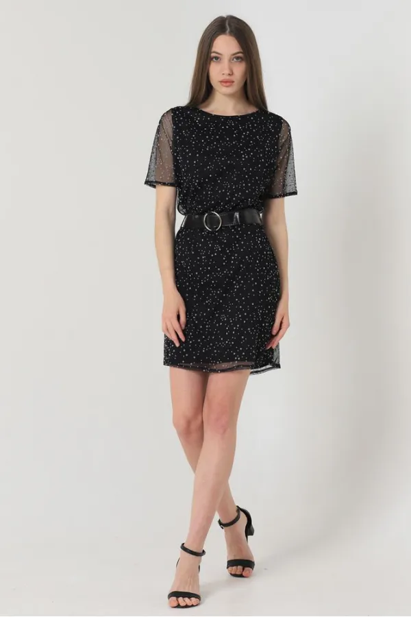 Robe Topshow noire et blanche à manches courtes et ceinture, vendue en gros