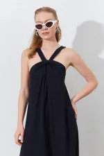 Kadın Siyah Önü Düğüm Detaylı Kolsuz Elbise