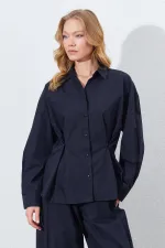 Kadın Siyah Bel Oturtmalı Bel Düğme Detaylı Gömlek