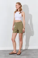 Kadın Haki Beli Kendinden Kemerli Gabardin Şort