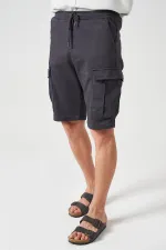 Short cargo homme anthracite en maille côtelée teinte en pièce