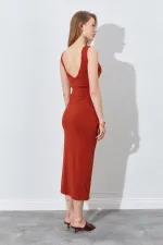 Kadın Kiremit Ön Yırtmaçlı Arkası V Detaylı Askılı Elbise