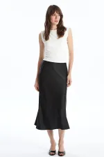 Kadın Ekru Kolsuz Degaje Yaka Modal Kumaş Bluz