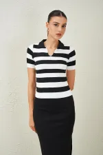 Kadın Siyah-Beyaz Gömlek Yaka Kısa Kollu Triko Bluz