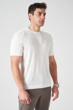 Erkek Ekru Bisiklet Yaka Etek Yırtmaçlı Triko Tişört