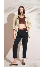 Kadın Siyah Beli Kemerli Gabardin Havuç Pantolon