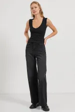 Kadın Siyah V Yaka Kolsuz Licralı Ribana Body
