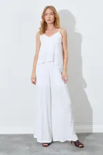 Kadın Ekru İp Askılı Kısa Pantolonlu Kırışık Takım