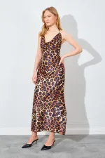 Kadın Leopar Degaje Yaka Saten Uzun Elbise