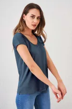 Kadın Lacivert V Yaka Geniş Salaş Tişört