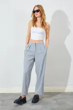 Kadın Gri Kemersiz Önü Çift Pileli Poliviskon Pantolon