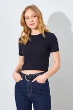 Kadın Siyah (25608) Bisiklet Yaka Düşük Kol Full Likra Ribana Crop Tişört