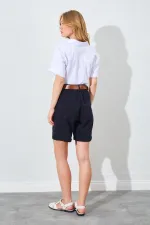 Kadın Siyah Yüksel Bel Beli Kemerli Gabardin Şort