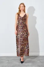 Kadın Leopar Degaje Yaka Saten Uzun Elbise