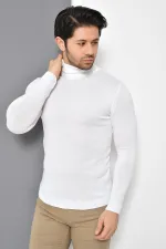 Pull basique blanc à col roulé pour homme
