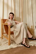 Kadın Naturel Kolsuz Önü Pile Detaylı Kemerli Keten Uzun Elbise