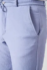 Short indigo pour homme avec ceinture semi-élastiquée et finitions dorées