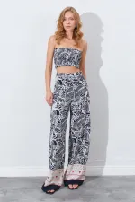 Kadın Siyah Croplu-Palozzo Pantolonlu Desenli Takım