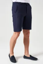 Short bleu marine pour homme, taille semi-élastiquée et finitions dorées