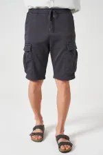 Short cargo homme anthracite en maille côtelée teinte en pièce