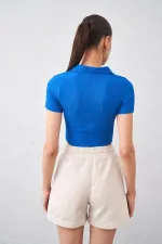Kadın Saks Polo Yaka Bürümcük Kumaş Crop