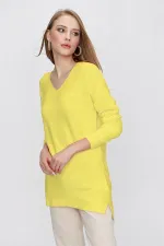 Kadın Açık Sarı V Yaka Salaş Triko Kazak