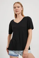Kadın Siyah Önü Kısa Arkası Uzun V Yaka Süprem Tişört