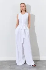 Kadın Beyaz Kolsuz Kuşak Bağlamalı Double Paça Tulum