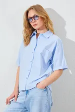 Kadın Mavi Düşük Kol Tek Cepli Gömlek