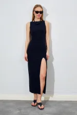 Kadın Siyah Belden Oturtmalı Uzun Yırtmaçlı Elbise