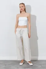 Pantalon ample pour femme avec taille élastiquée et poche cachée