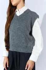 Kadın Antrasit V Yakalı Basic Süveter