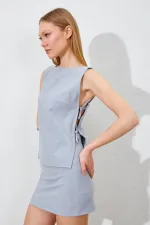 Kadın Gri Yandan Bağlamalı Poliviskon Bluzlu Etekli Takım