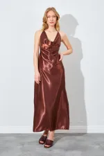 Kadın Kahve Degaje Yaka Saten Uzun Elbise