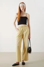 Kadın Siyah Spagetti Askılı İçi Gloplu Full Licra Atlet