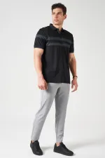 Erkek Siyah Ayaklı Yaka Ön ve Kol Parçalı Kagi Tişört