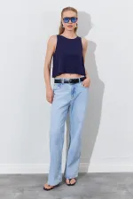 Kadın Lacivert Bisiklet Yaka Kolsuz Arka Yarım Fermuarlı Keten Bluz