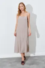 Kadın Vizon İp Askılı Kırışık Uzun Elbise