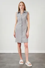Kadın Gri Gömlek Yaka Önü Düğmeli Kolsuz Poplin Elbise