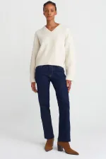 Kadın Ekru V Yaka Basic Triko Kazak