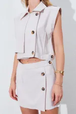 Kadın Açık Bej Yelekli Şort Etekli Takım