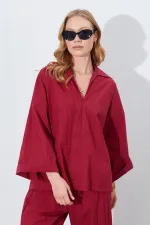 Chemise bordeaux pour femme, col en V profond, manches coudes, coupe ample