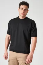 Men's Black Crew Neck T-Shirt with Ribbed Cuffs and Hem (Two Strings) Relaxed Fit