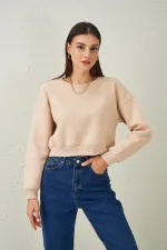 Women's Stone Collar Crew Neck Three-Thread Oversize Crop Sweatshirt
